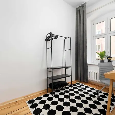 Unique & Functional Near Market Square By Renters *