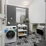 Unique & Functional Near Market Square By Renters ורוצלב