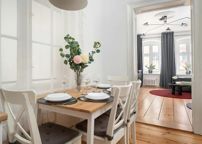 Apartment Unique & Functional Near Market Square By Renters Wroclaw