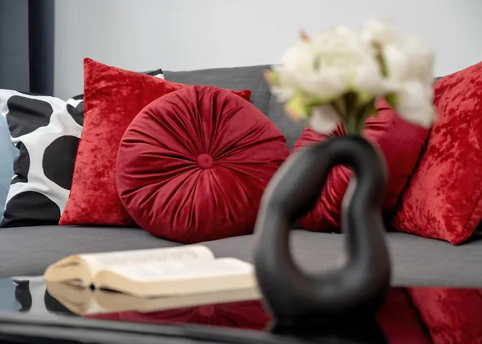 Unique & Functional Near Market Square By Renters Wroclaw