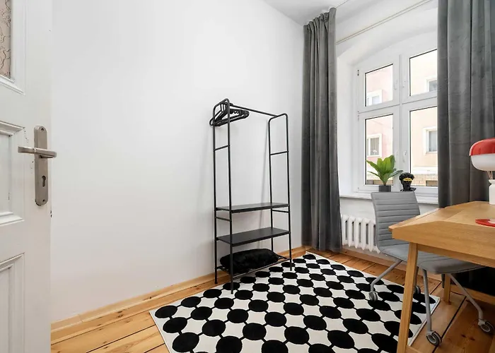 Unique & Functional Near Market Square By Renters *