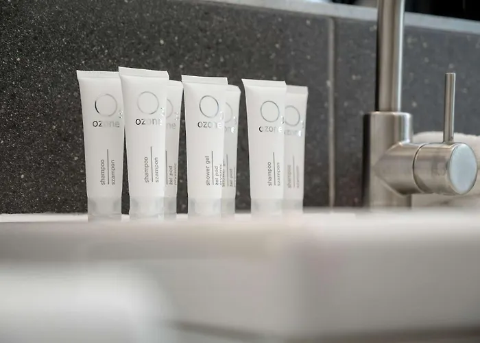 Unique & Functional Near Market Square By Renters Apartment